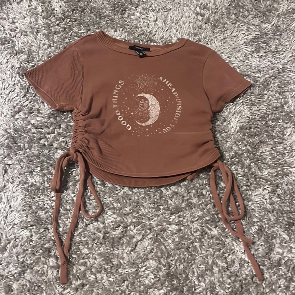 burnt orange graphic baby tee from forever 21 size small